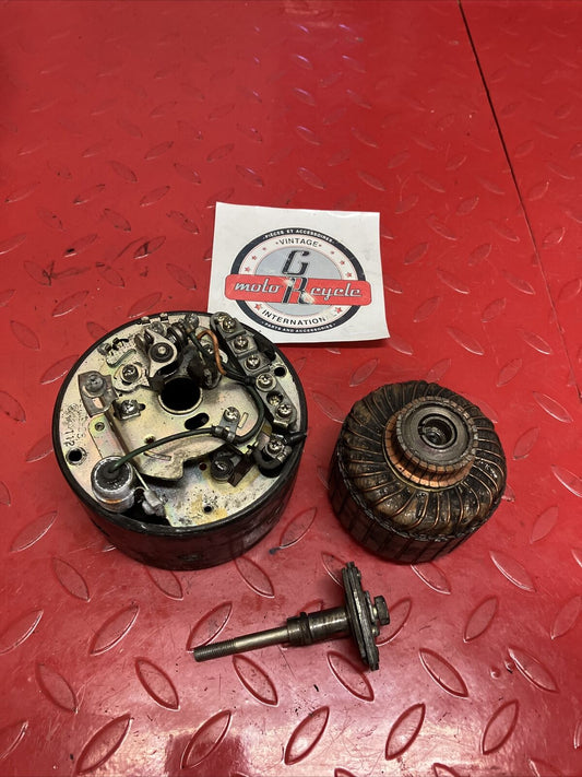 Yamaha U7E 1972 V70 starter stator generator armature assy governor