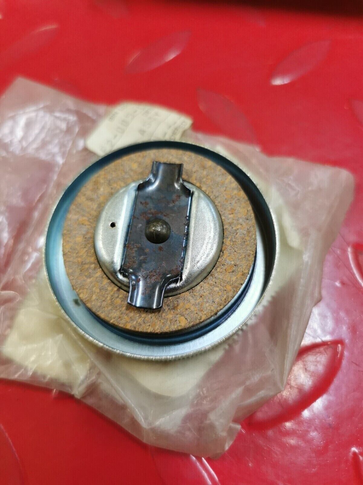 NOS Yamaha QT50 RIVA 50 CAP ASSY 296-24610-00-00 Y25