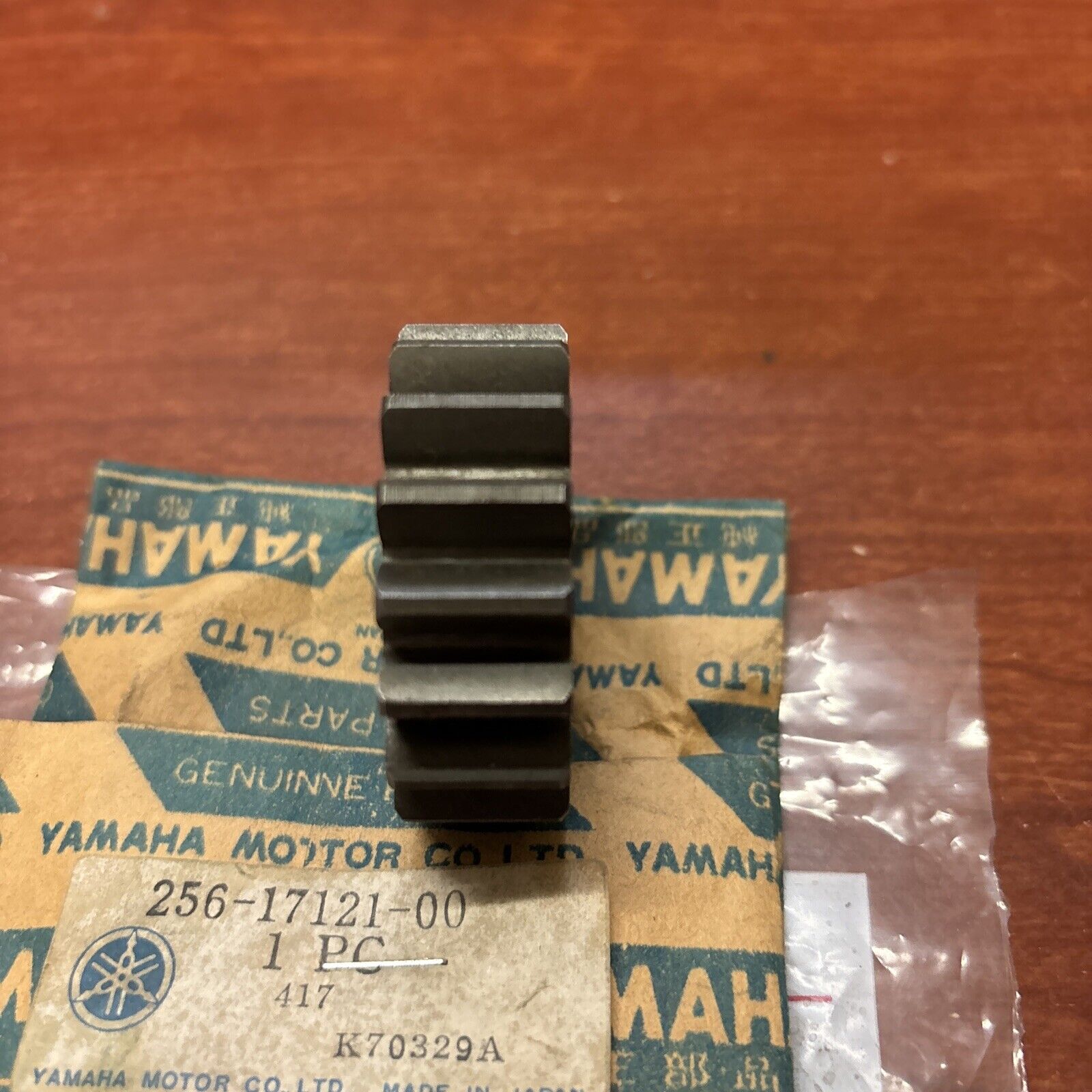 NOS Yamaha TX650 TX750 XS1 XS2 XS650 XS750 2ND PINION GEAR 256-17121-00-00 Y172