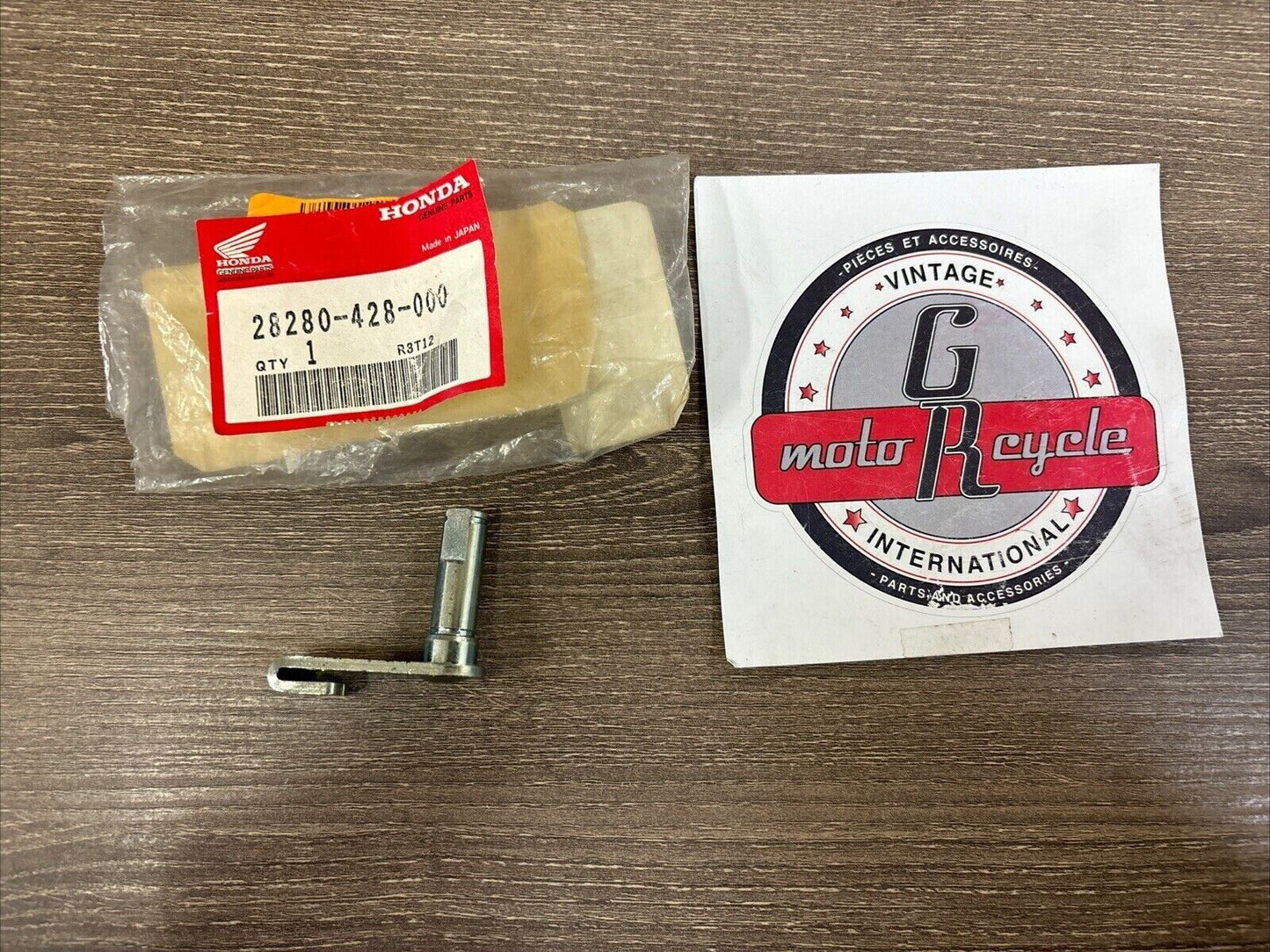 NOS Honda CB250RS XL250 XL500 XR250 XR500 FOLLOWER SHAFT 28280-428-000 H118