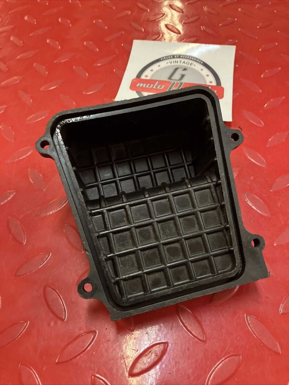Yamaha RD400 1977 Airbox air box cleaner filter silencer housing 1976 1979