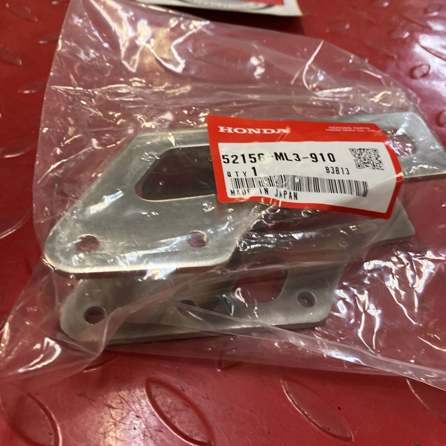 NEW Honda CR125R CR250R CR500R CRF250 CRF450 CHAIN GUIDE PLATE 52156-ML3-910 H99