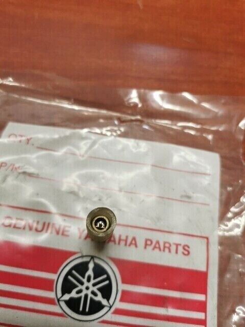 NOS Yamaha FS1 FS50 NEEDLE VALVE 260-14190-12-00 Y123