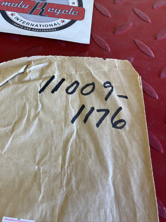NOS Kawasaki KZ400 KZ440 CYLINDER BASE GASKET COVER GASKET K10