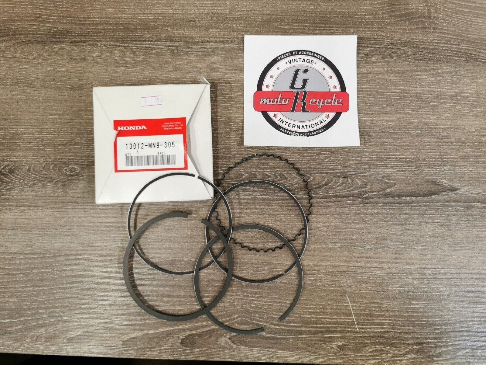 NEW NOS HONDA XL650 1994 - 1997 PISTON RING SET 0.25  13012-MN9-305 H41
