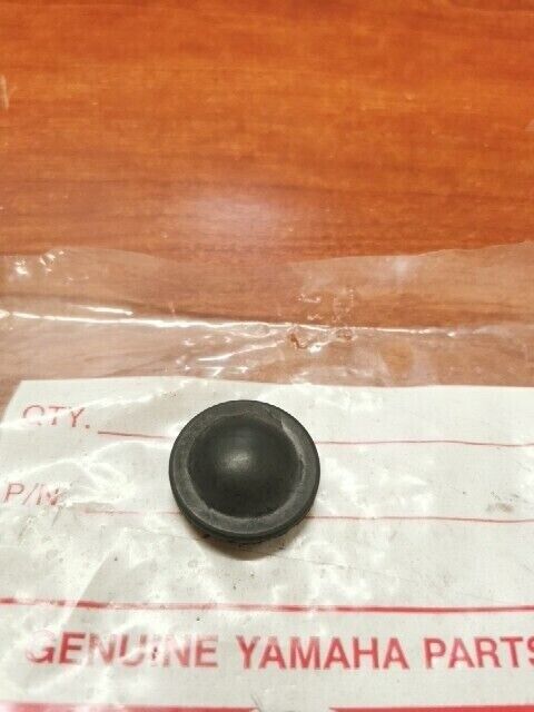 NOS Yamaha FS1 CAP COVER 257-15417-00-00 SUB 257-15417-01-00 Y154