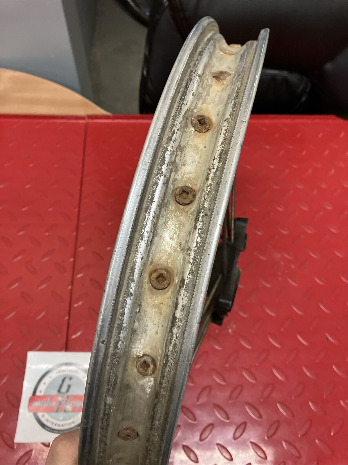 Honda CR80R 1987 Front wheel hub rim 1986 - 1995