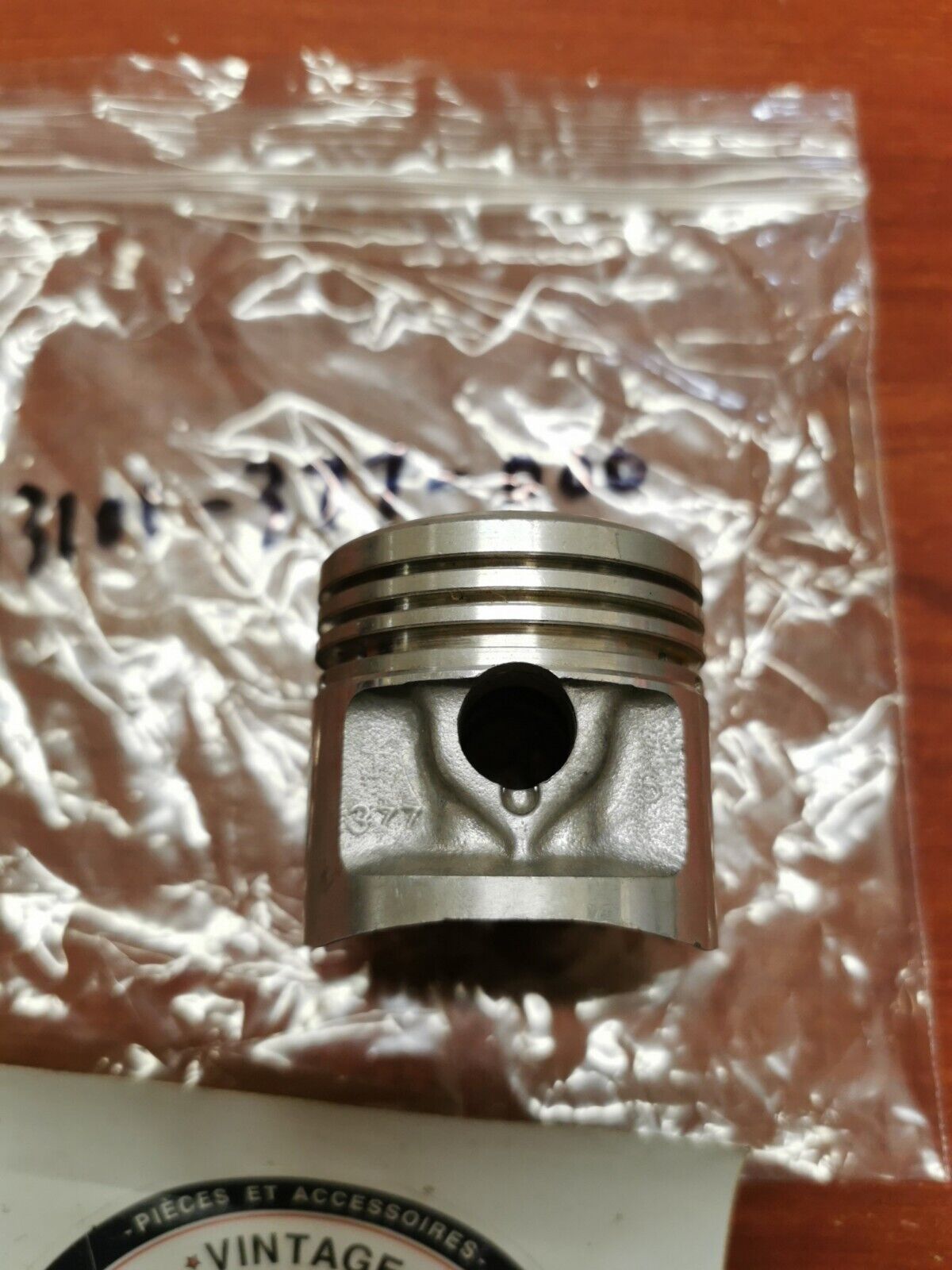 NOS Honda 1976 1977 CB400F PISTON (STD) 13101-377-000 H62