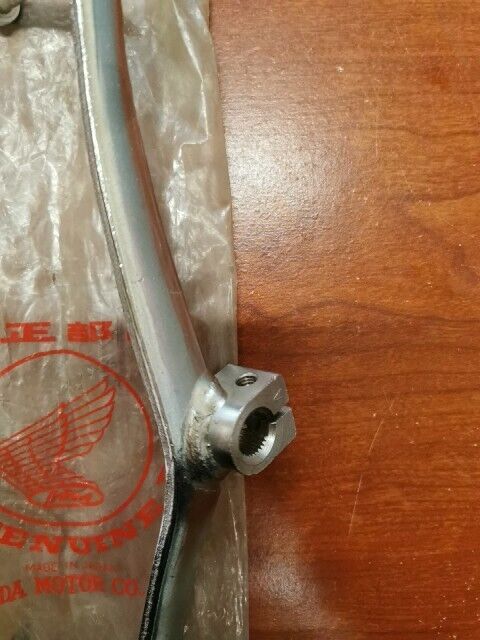 NOS Honda S90 CL90 GEARSHIFT PEDAL LEVER ARM 24700-028-670 SUB 24700-111-970 H75