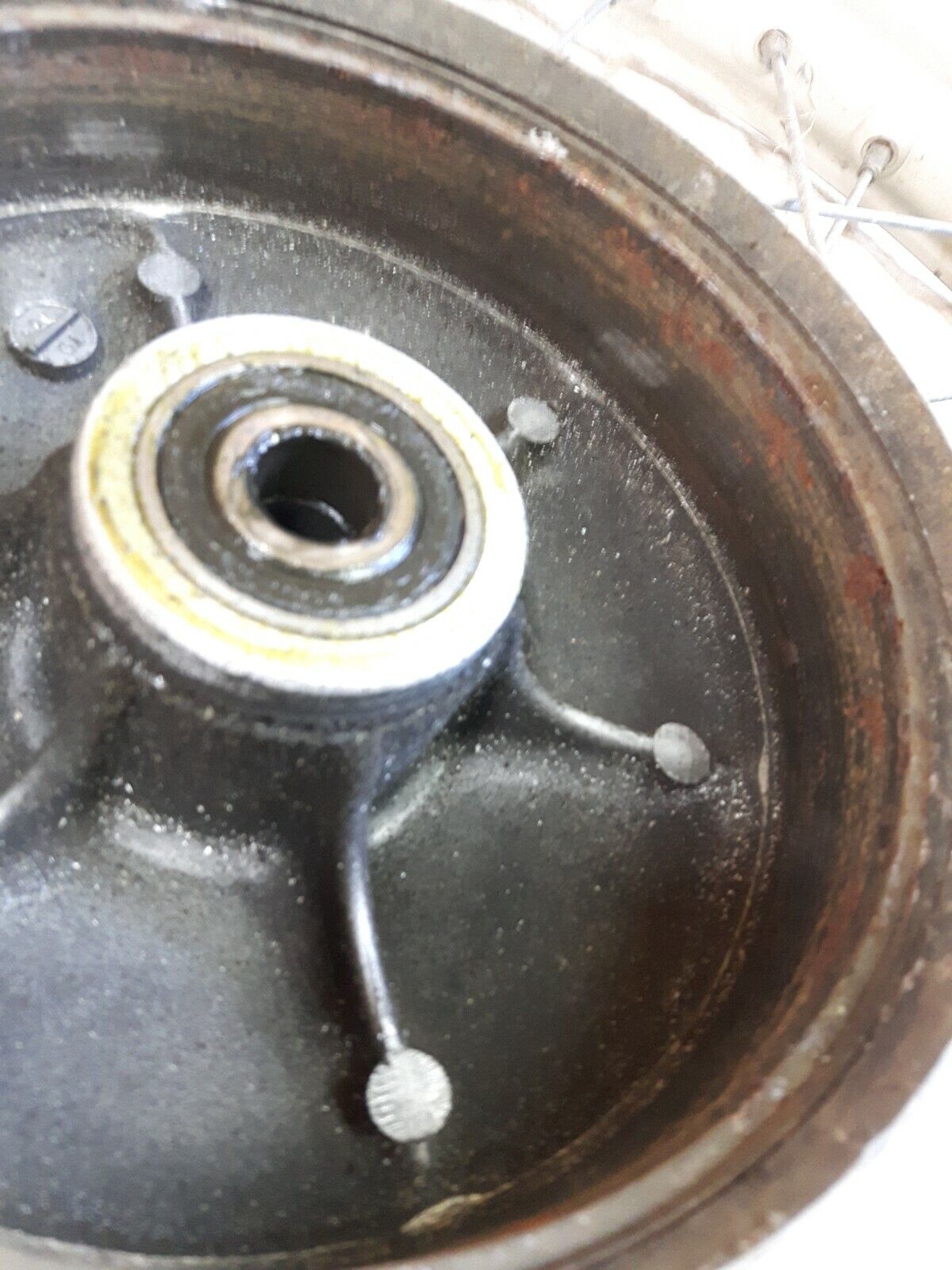 Honda XL250 1974 front wheel rim hub 44601-356-000 44701-385-003 44701-385-741