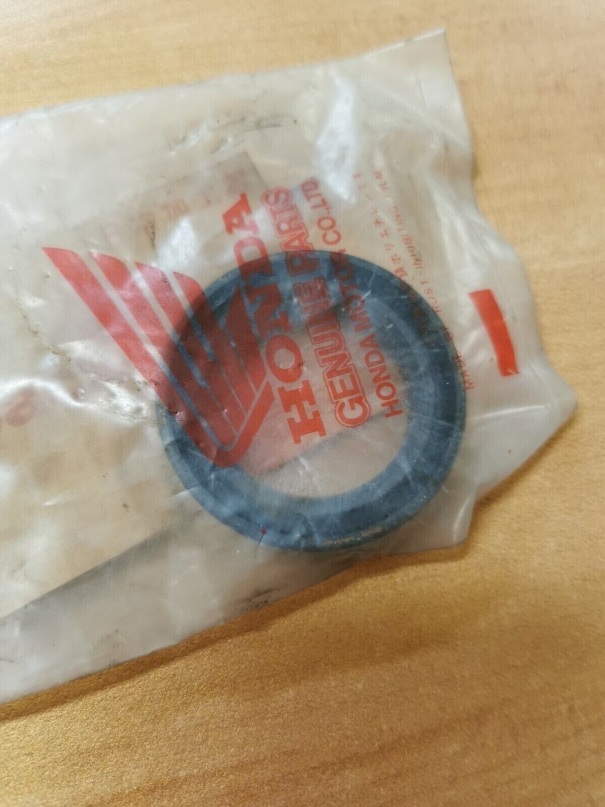 NOS Honda CM400 CB360 CR80 CB400 CX500 CJ360 OIL SEAL 33X46X11 91255-413-881 H27