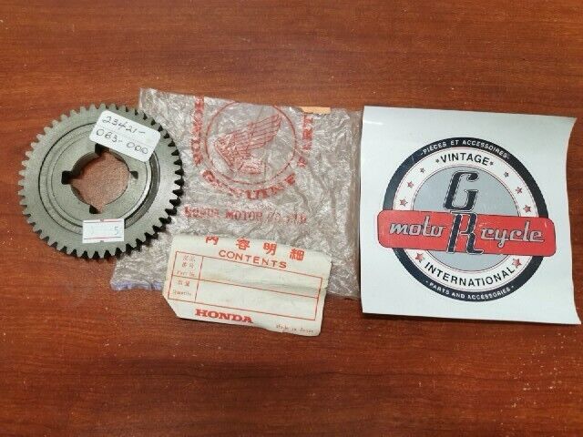 NOS Honda QA50 K0 - K3 COUNTERSHAFT LOW GEAR 33T 23421-083-000 H90