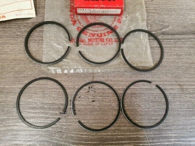 NOS HONDA CB175 1969 1971 RING SET PISTON 13051-302-004 SUB BY 13052-235-000 H77