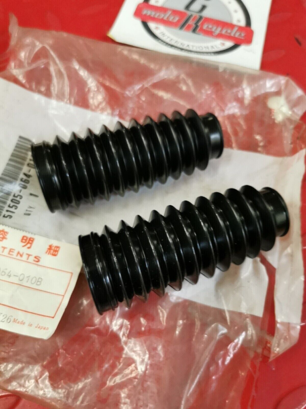 NEW HONDA Z50A CT70H 1976 - 1978 FORK BOOT KIT 51505-064-010B H39