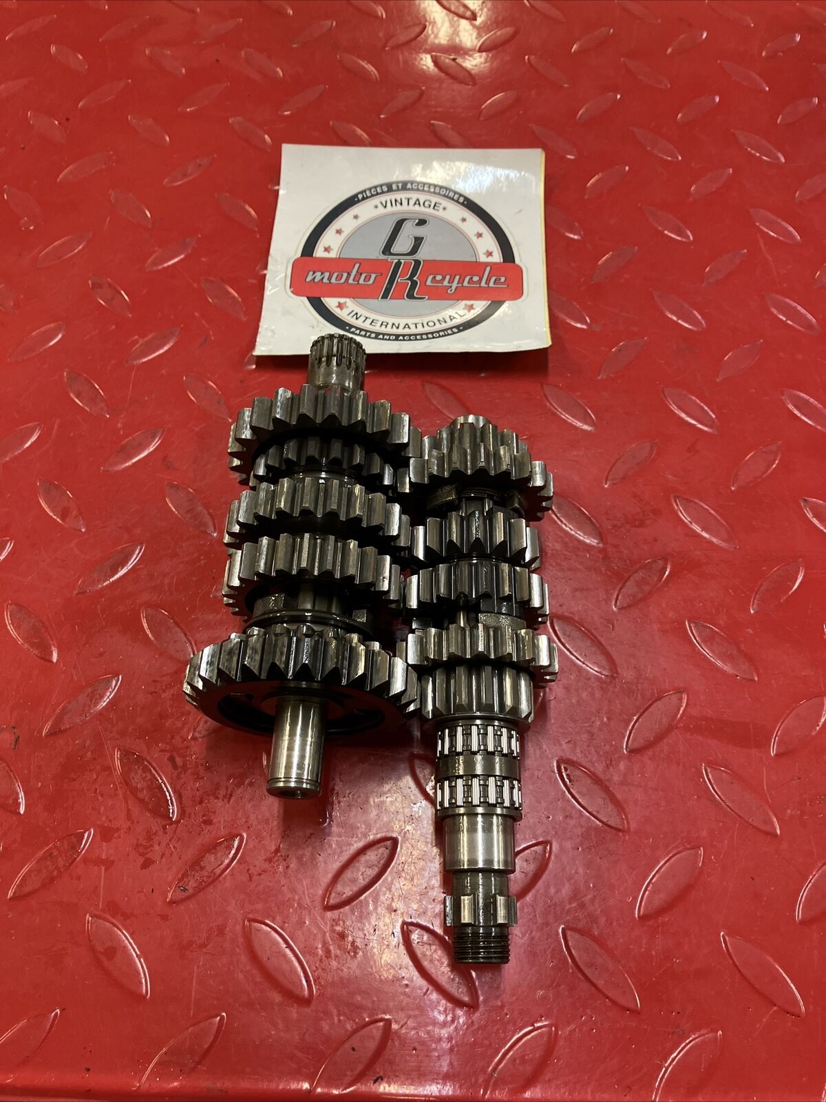 Suzuki RM125 1987 transmission mainshat countershaft gear