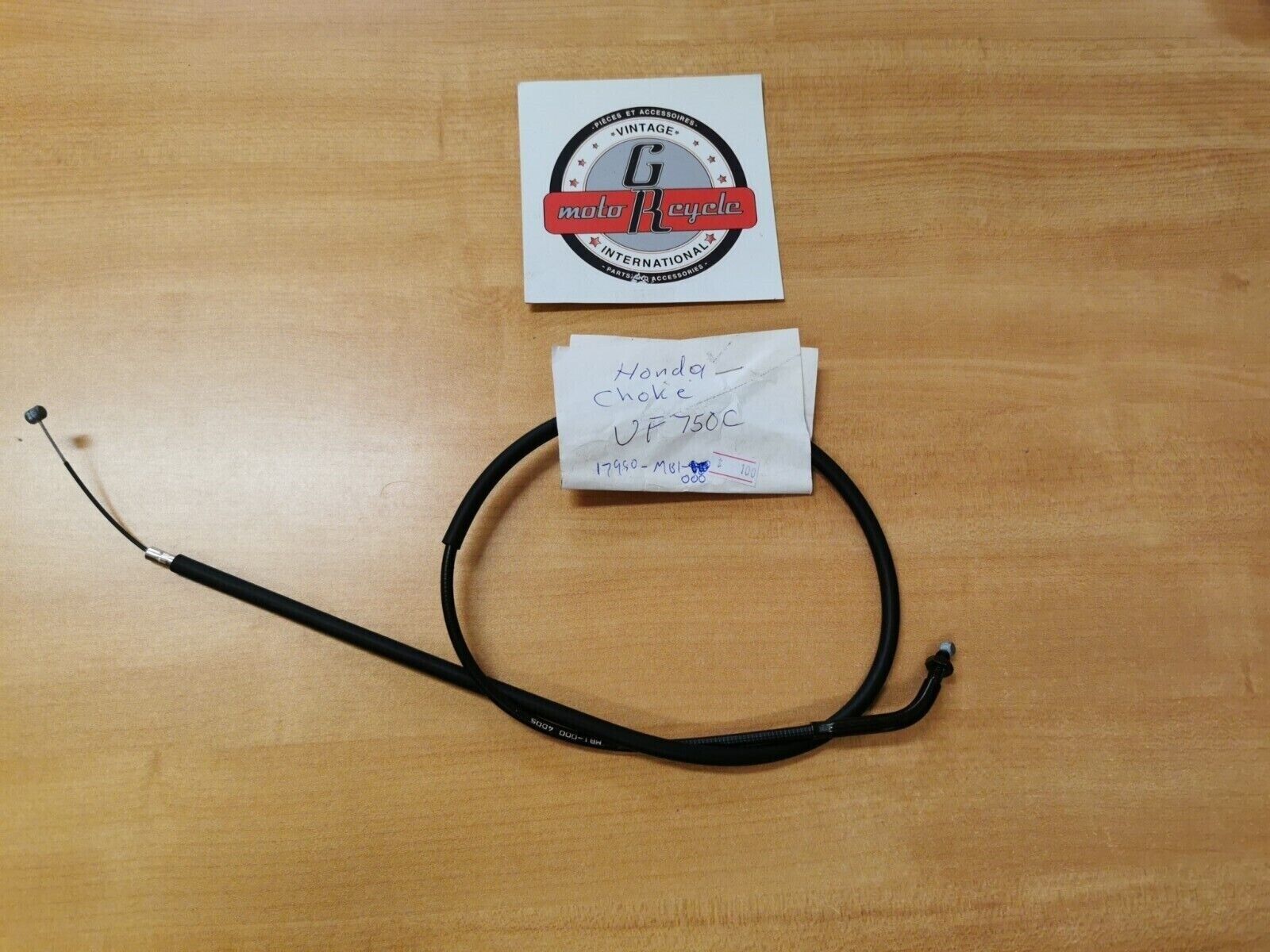 NOS HONDA  VR750CA 1982  CABLE  CHOKE 17950-MB1-000  H29