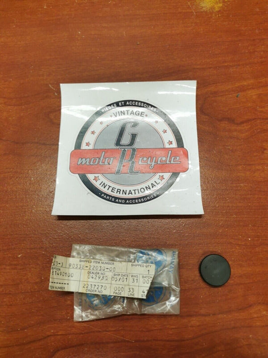 NOS YAMAHA YP20 YS624 SPECIAL SHAPE PLUG 90338-22030-00 SUB. 90338-22207-00 Y72