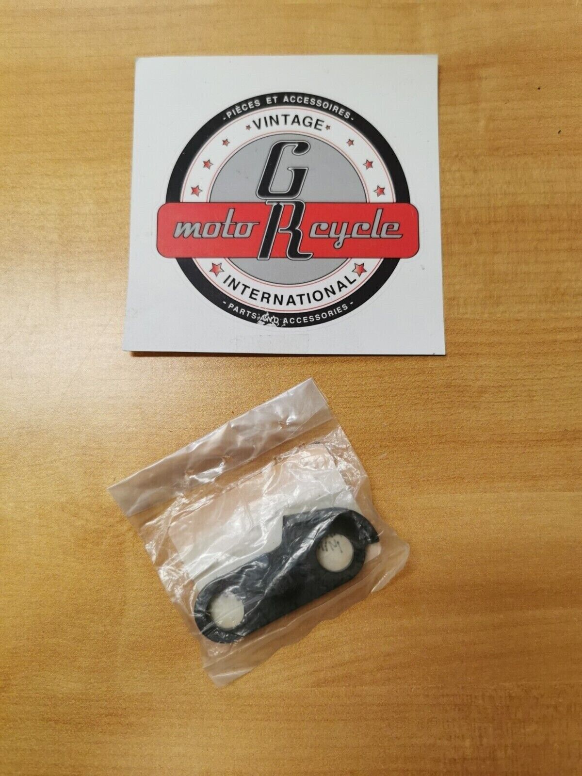 NOS SUZUKI  GSXR600 GSXR750 2008 2009   REARVIEW MIRROR CUSHION 94576-37H00  S9