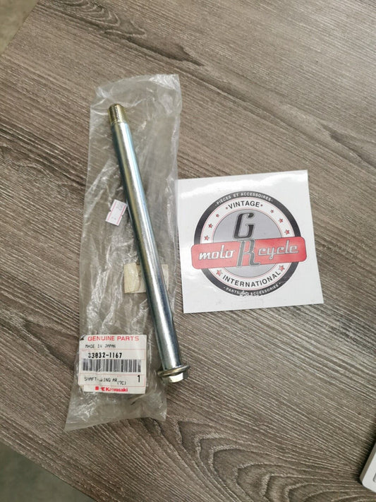 NOS KAWASAKI KX125 KX250 1992 - 1995  SHAFT-SWING ARM  33032-1167 K29