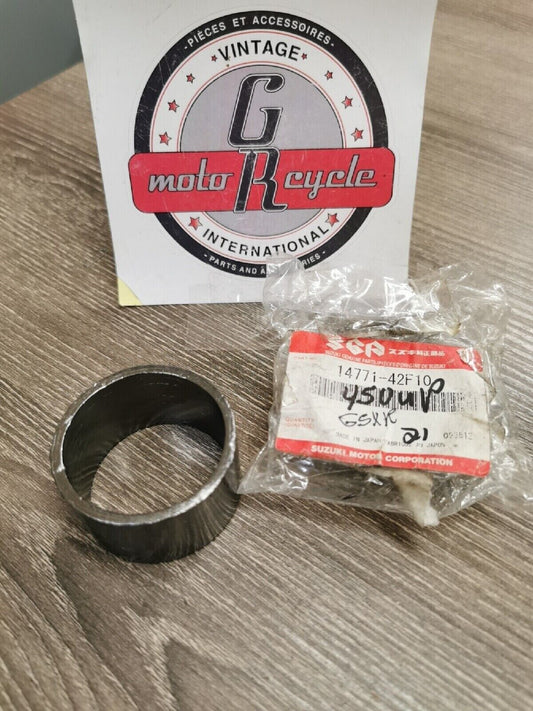 NOS SUZUKI EXHAUST CONNECTOR 14771-42F10  S11