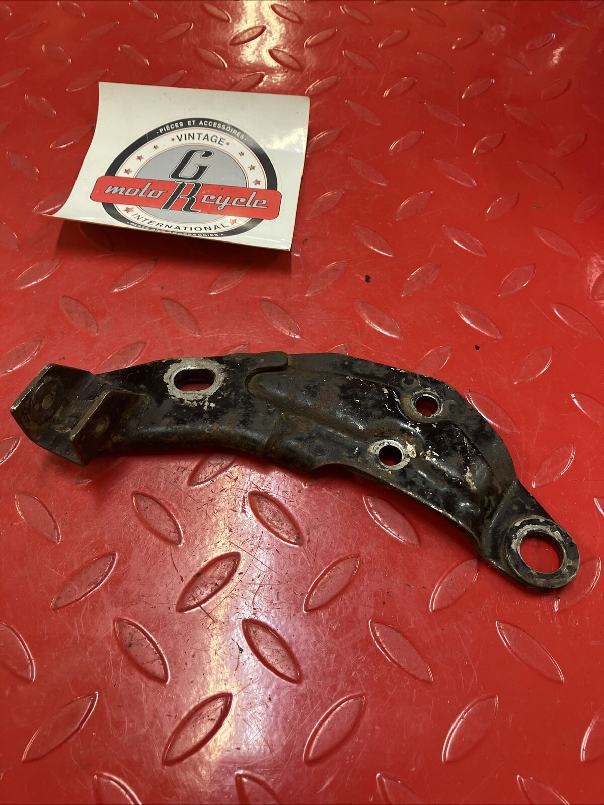 Yamaha RD400 1977 Left side muffler stay footpeg bracket holder 1976 1978