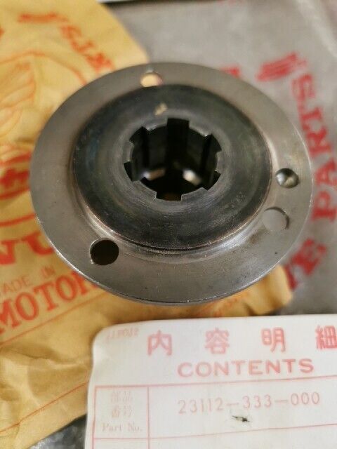 NOS HONDA CB350F 1972 CB400F  HUB DRIVEN SPROCKET 23112-333-000 H87