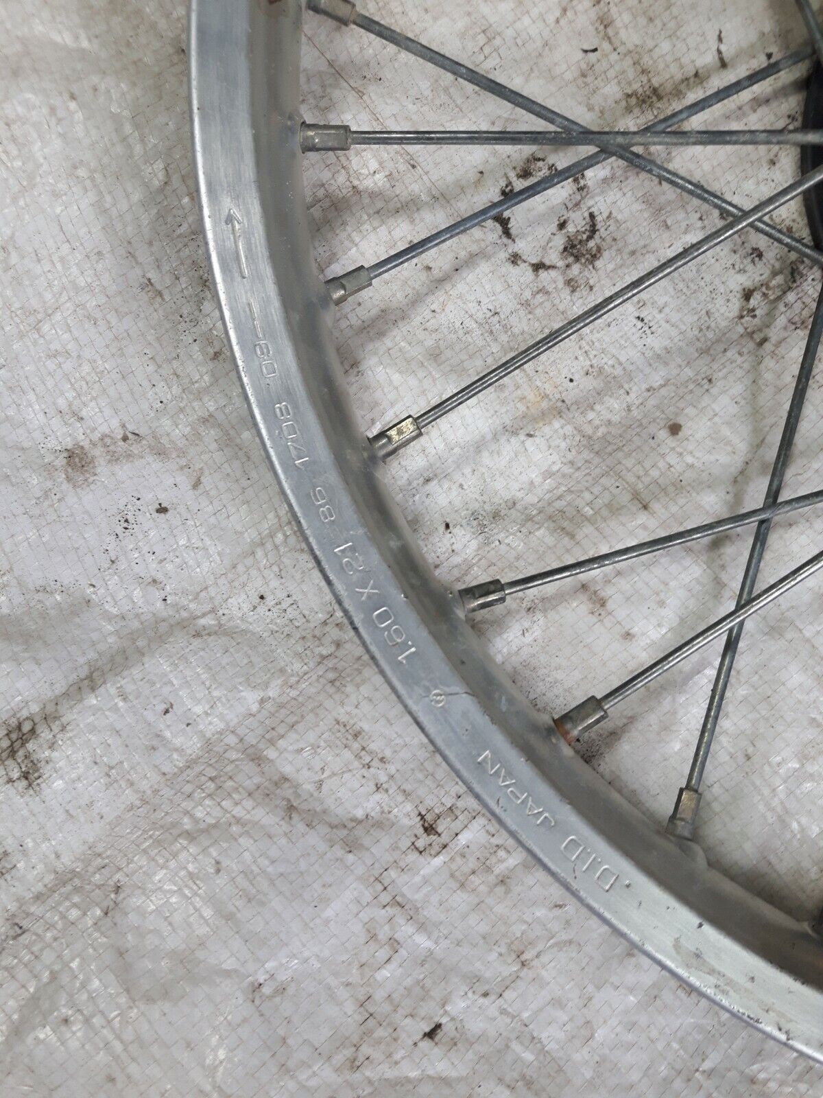 Honda XL250R 1984 front wheel rim hub 1985 1986 1987 44601-KG0-000 .