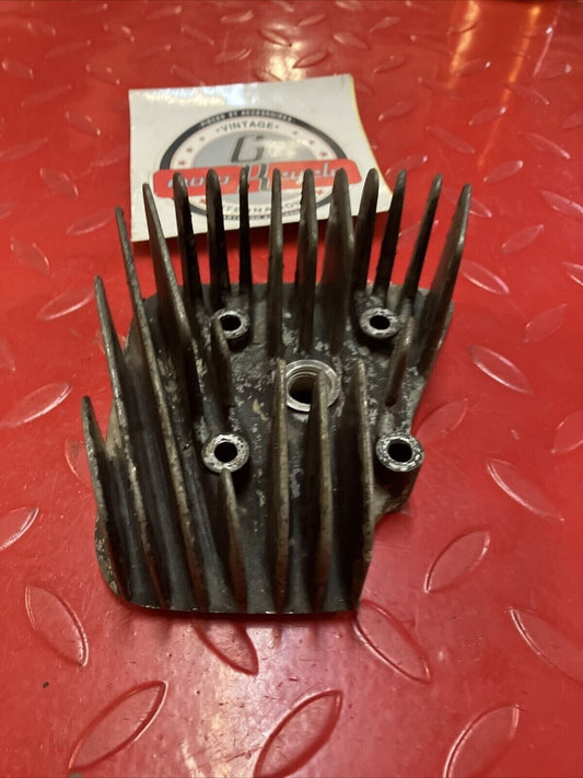 Yamaha GT80 1976 cylinder jug barrel head cover