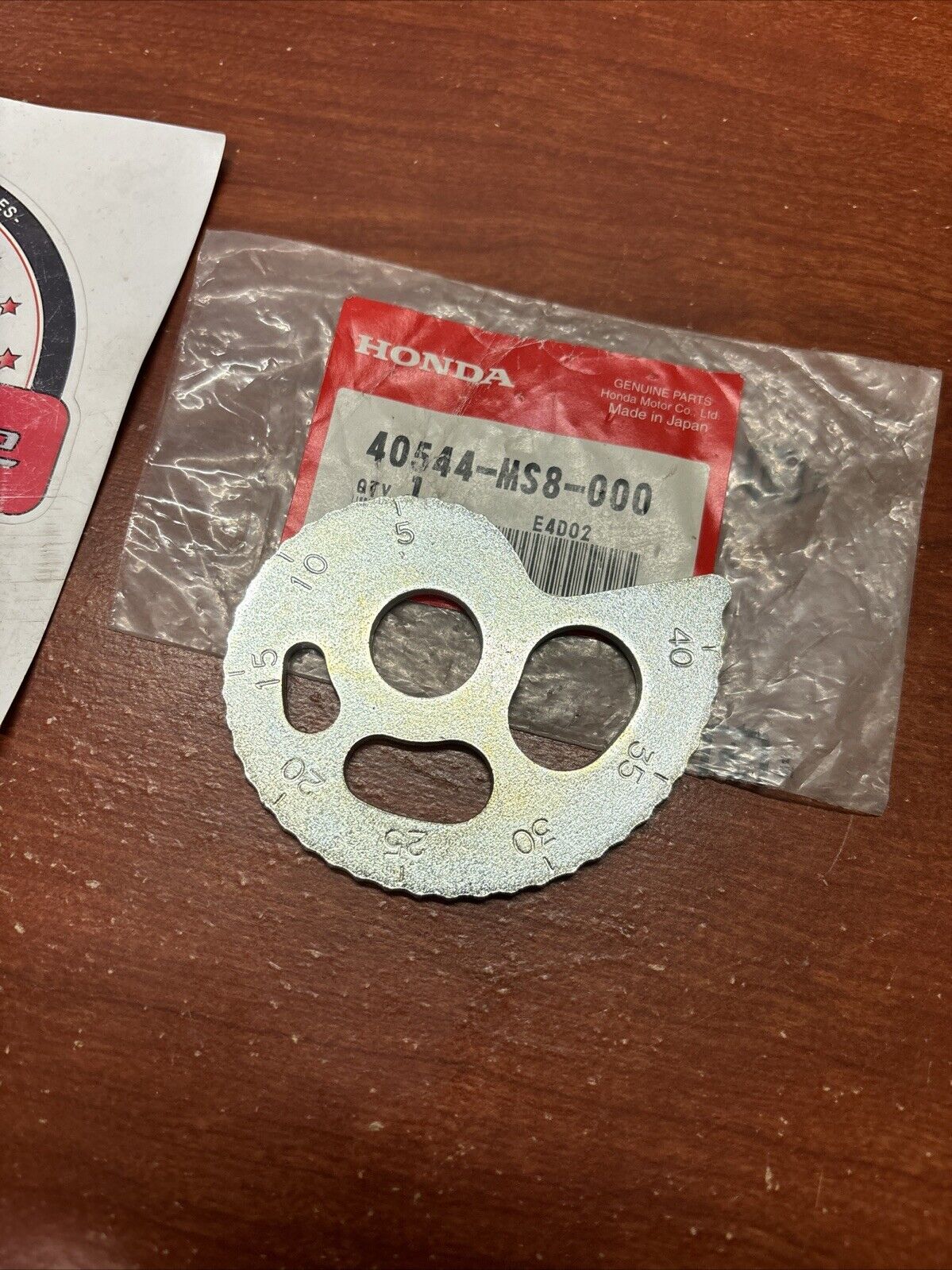 NOS Honda CRM250R XL250R XL350R XL600 XR200R CHAIN ADJUSTER 40544-MS8-000 H177
