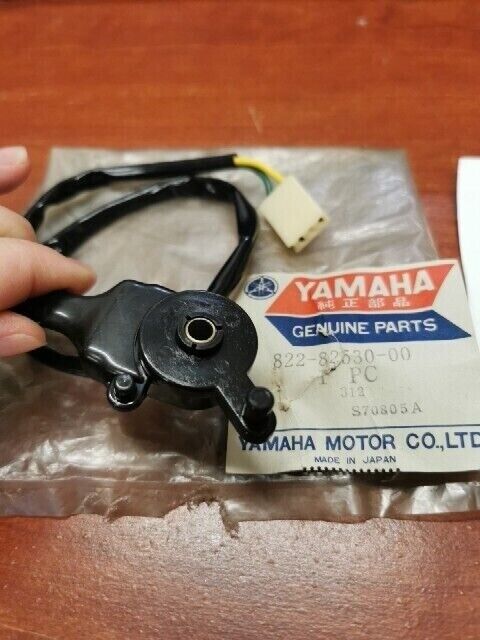 NOS Yamaha EW433 GP292 GP433 SL338 SL433 SM292 STOP SWITCH 822-82530-00-00 Y130
