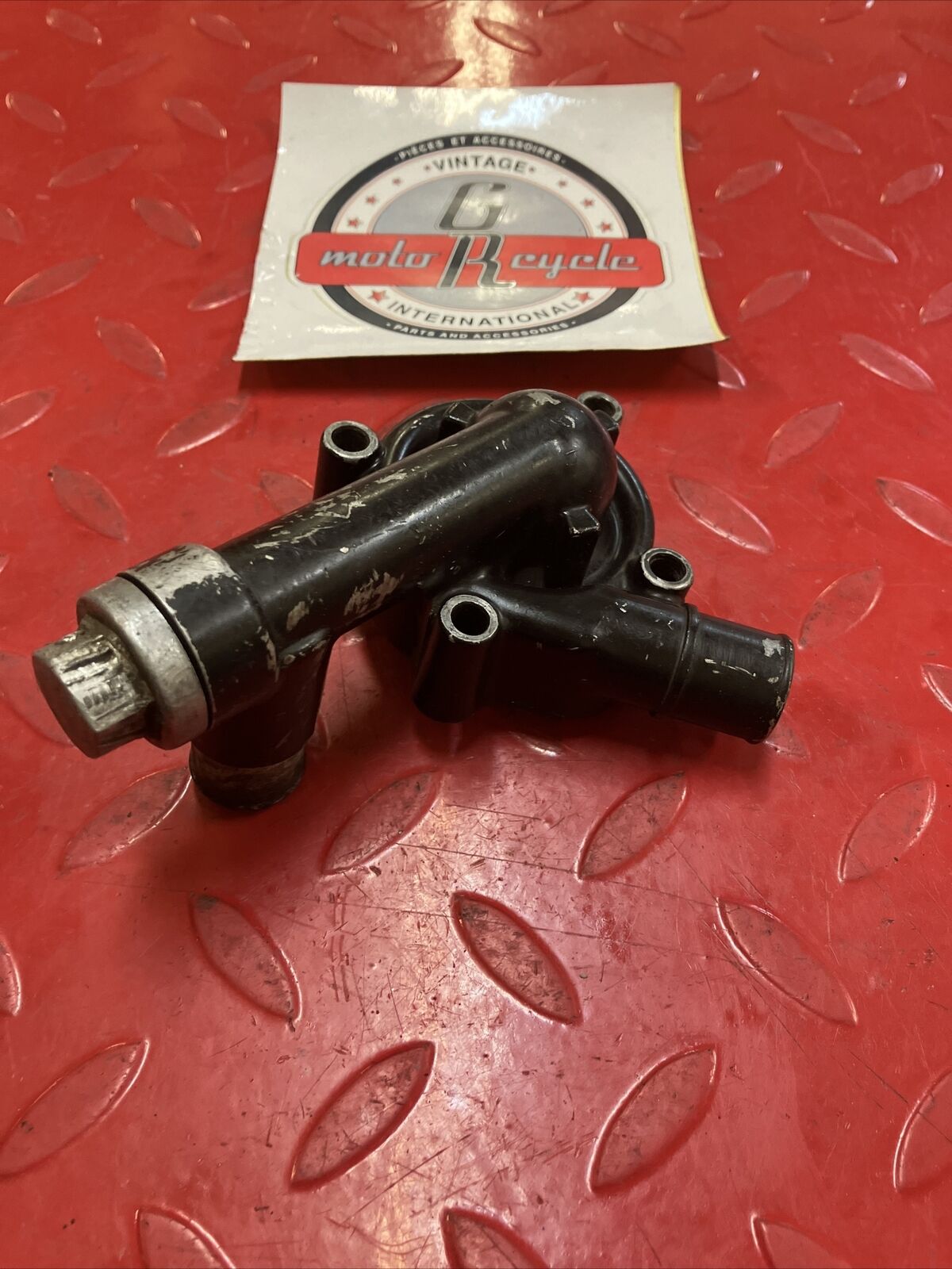 Kawasaki KX125 1983 waterpump water pump cover housing 1982 1984