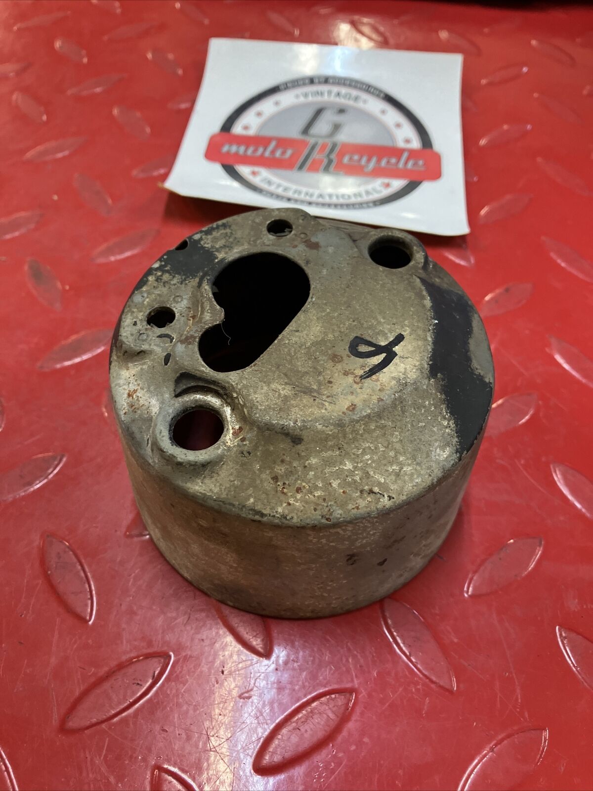 Yamaha RD400 1977 tachometer cover cup 1976 1978 XS360 XS400 2