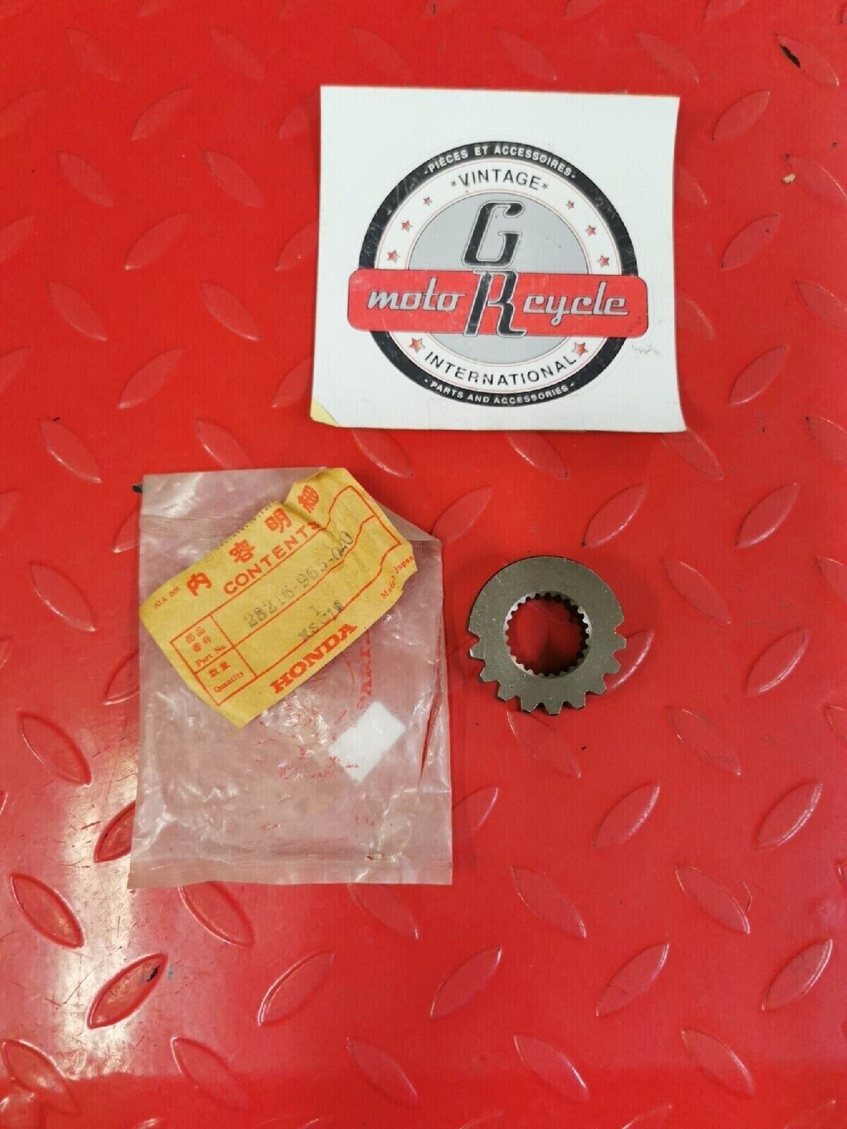 NOS HONDA ATC200X 1984 1985 GEAR STARTER DRIVEN 28215-965-020  H38