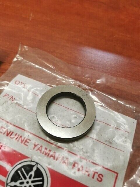 NOS Yamaha FZ600 SRX600 XJ650 XJ750 XS650 BALL RACE 256-23412-00-00 Y167