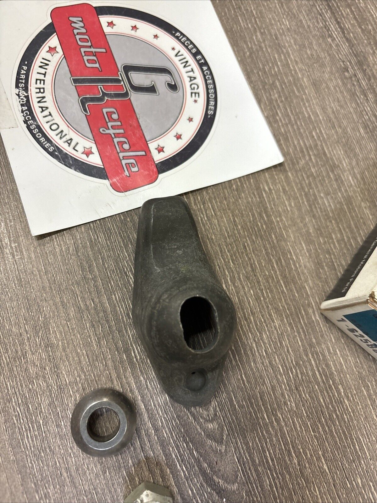 NOS GM 1965 - 1990 GMC CHEVROLET BIG BLOCK ROCKER ARM 6258611 J62