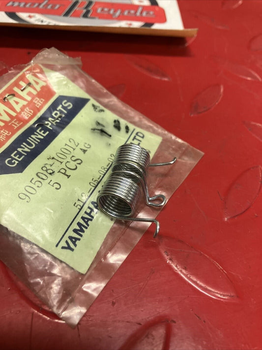 NOS YAMAHA SPRING TORSION 90508-10012-00 Y67