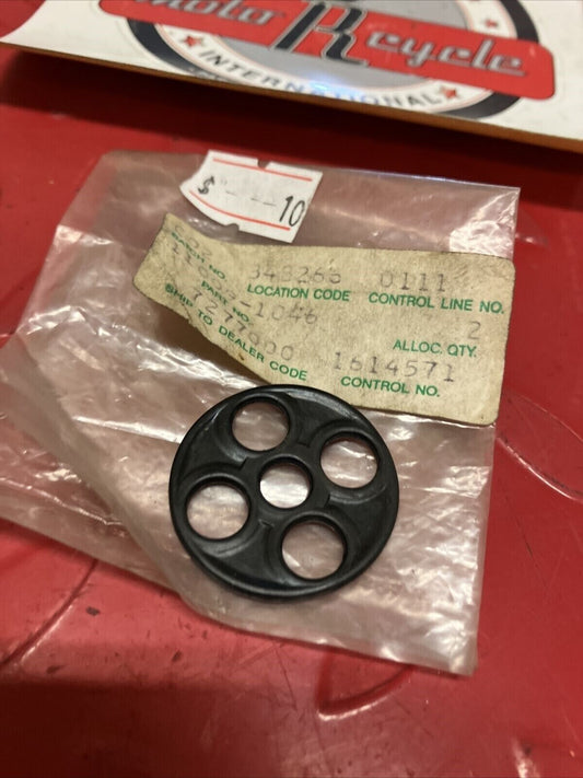NOS KAWASAKI TAP VALVE GASKET PETCOCK 11009-1046 K17