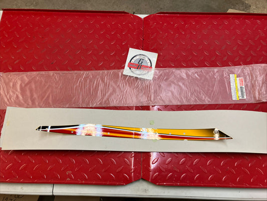 NOS Yamaha VX500 VX600 VX700 1998 DECAL EMBLEM 2 8CX-77352-21-00 Y36