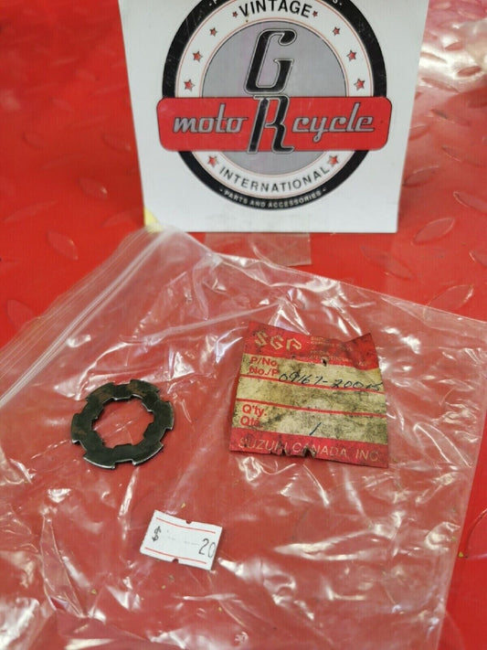 NOS SUZUKI ALT125 1983 - 1987   LOCK WASHER 09167-20015 S12