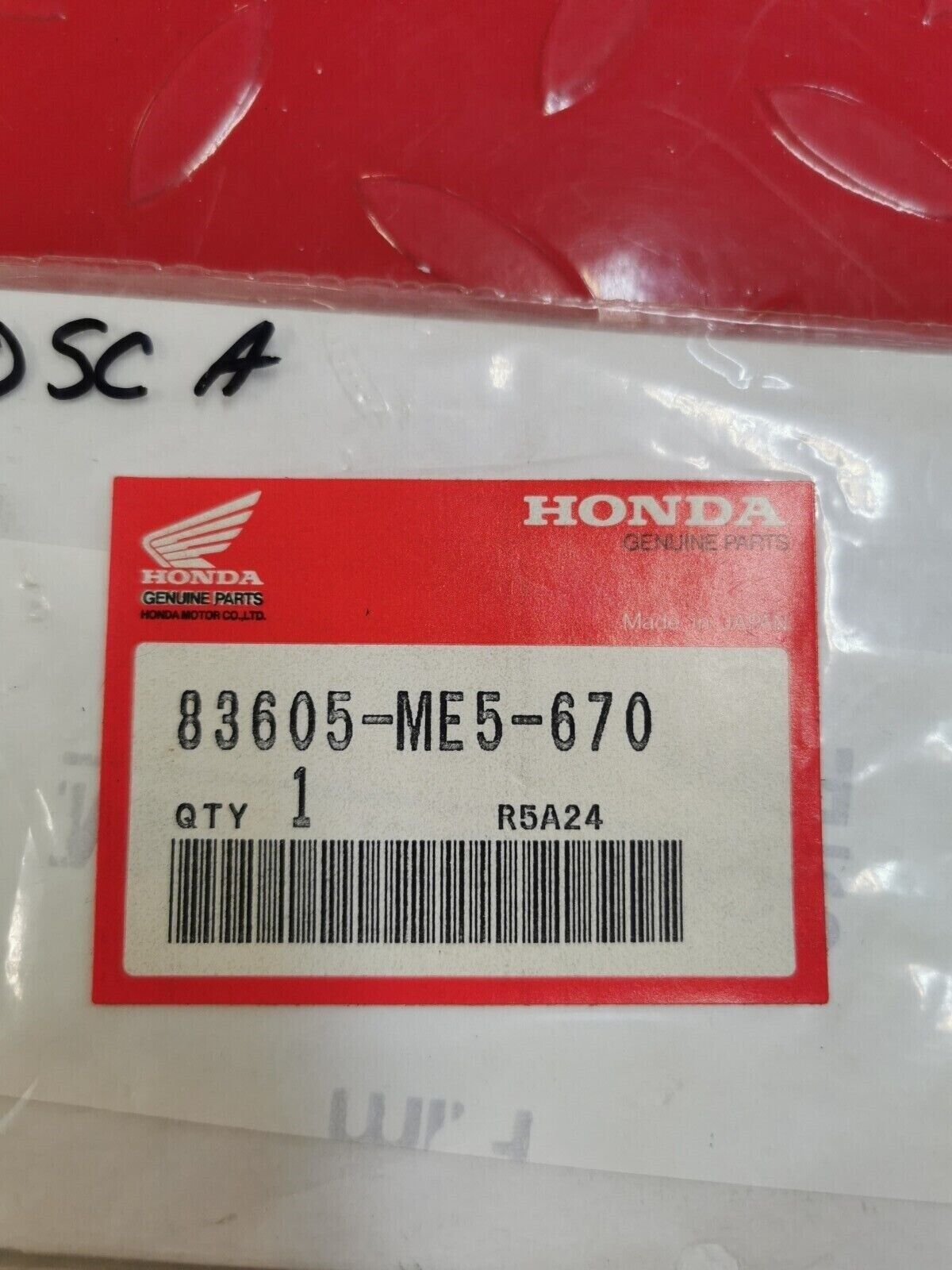 NOS Honda 1983 CB650SC EMBLEM R. SIDE COVER (A.M.) 83605-ME5-670 H10