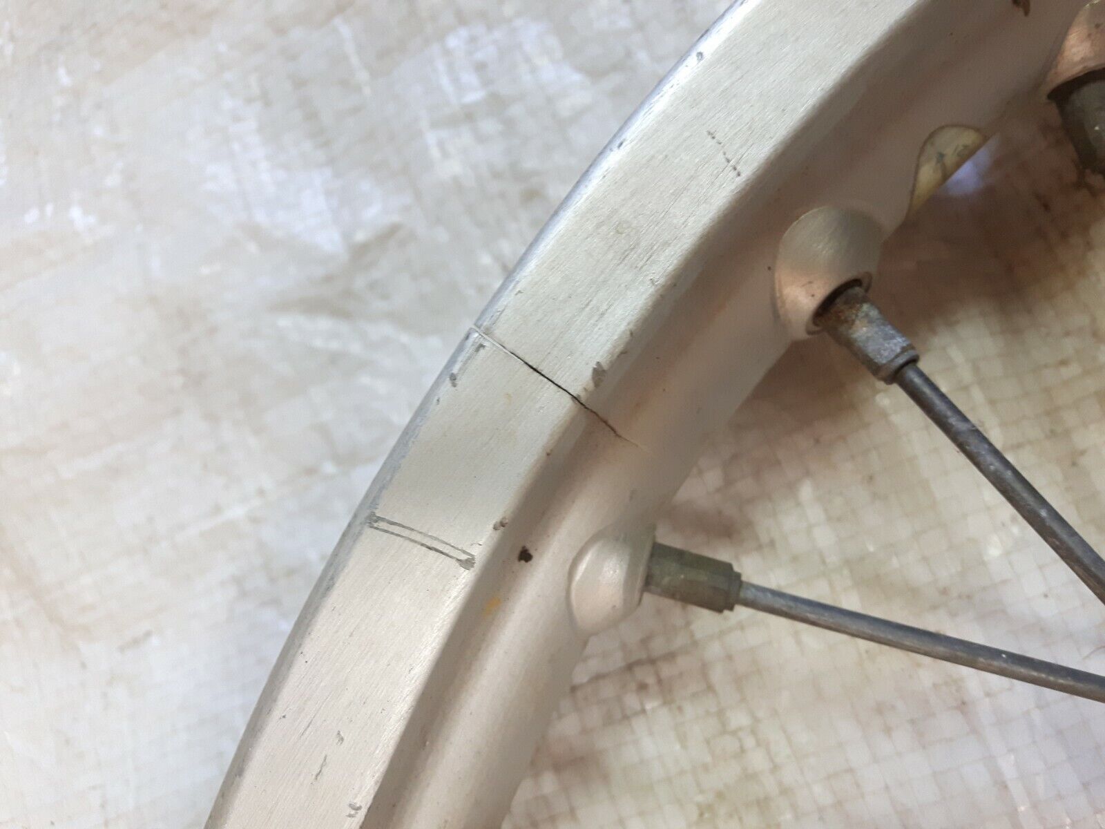 Honda XL250 1974 front wheel rim hub 44601-356-000 44701-385-003 44701-385-741