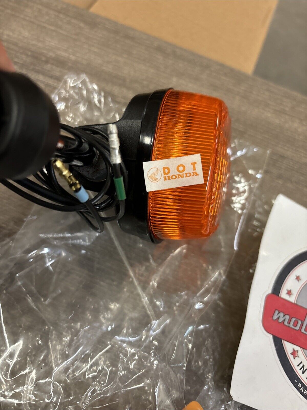 NOS Honda XL250S XL500S RIGHT REAR TURN SIGNAL FLASHER 33500-435-670 H120