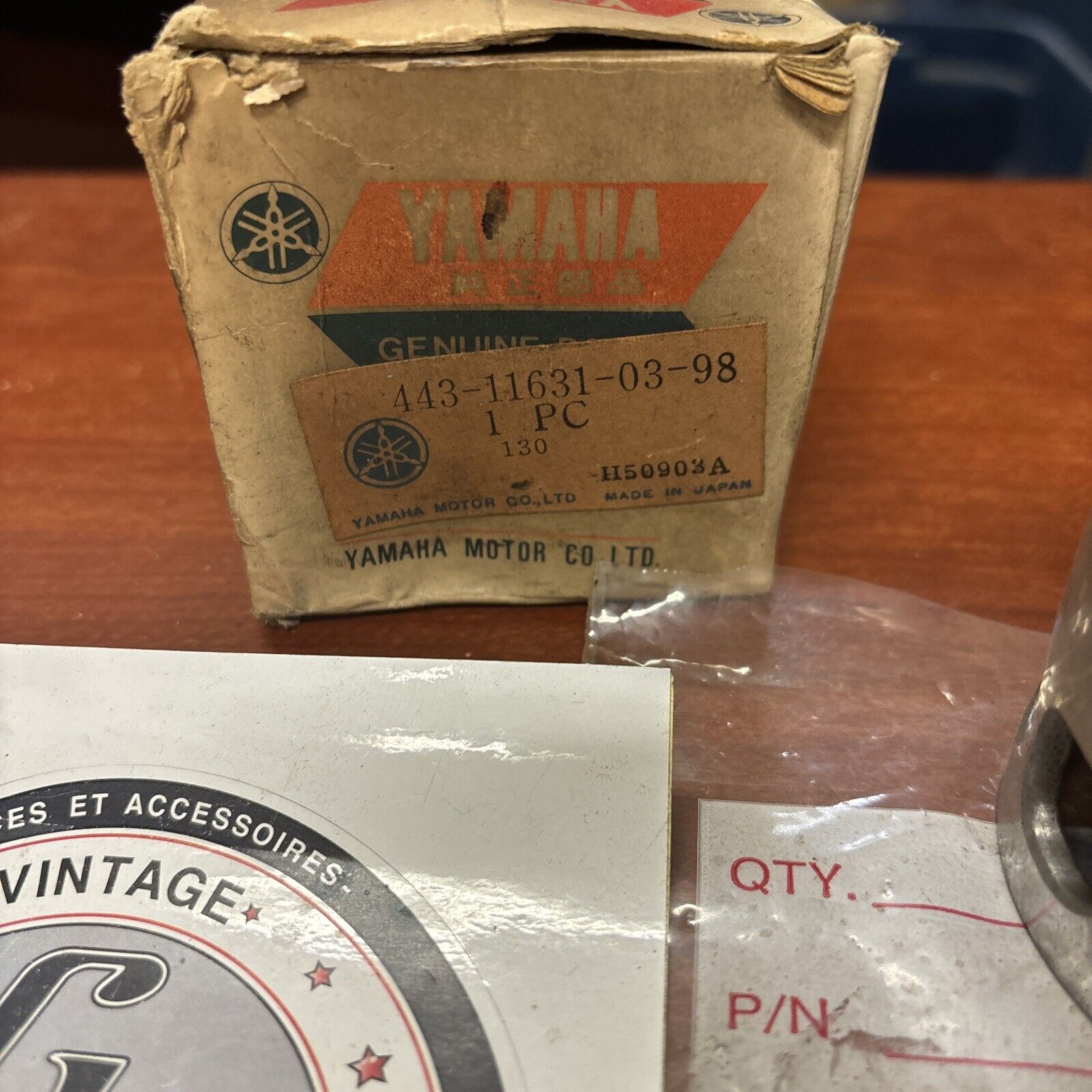 NOS Yamaha DT1C DT175 TY175 PISTON STD 443-11631-03-98 SUB 443-11631-03-96 Y175