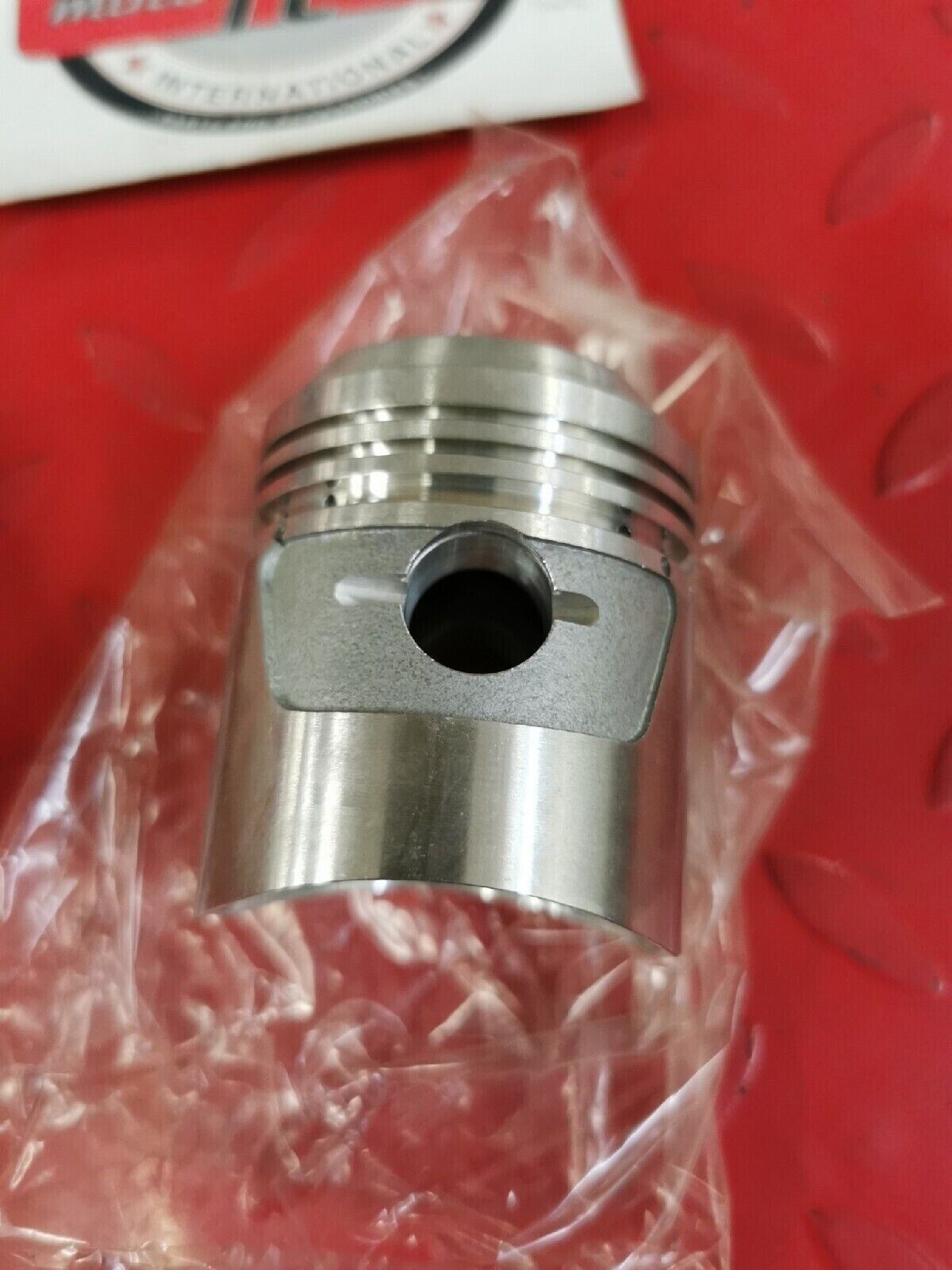 NOS HONDA CL72 CB72  PISTON 1.00  13104-268-010  H40