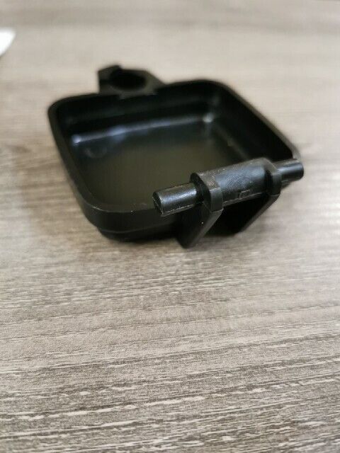 NOS HONDA ATC110 ATC125M ATC250SX TRX125 Box Cap Tool 83504-968-000 H111