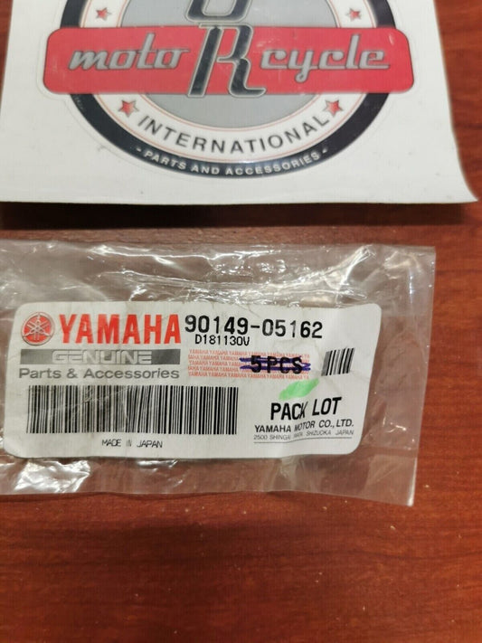 NOS Yamaha PW50 YZ450 YZ250 WR450 WR250 SCREW 90149-05162-00 Y82
