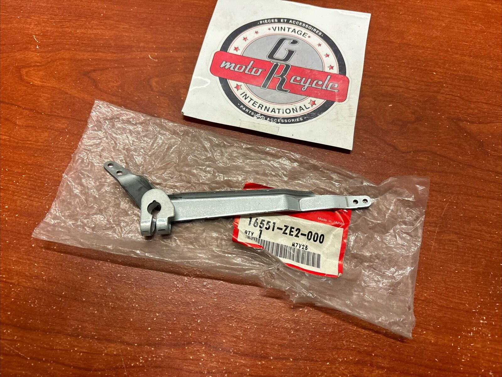 NOS Honda EG3500 EG4000 FR800 GX240 GX270 ARM GOVERNOR 16551-ZE2-000 H184