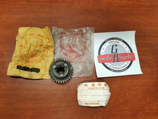 NOS Honda C70M COUNTERSHAFT GEAR 2ND 30T 23441-087-780 H75