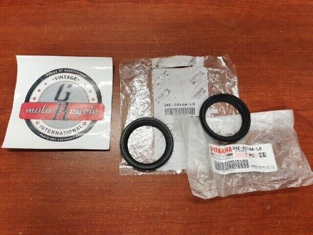 NOS Yamaha WR250F WR450F YZ125 YZ250 YZ450F DUST SEAL KIT 5XE-23144-L0-00 Y107