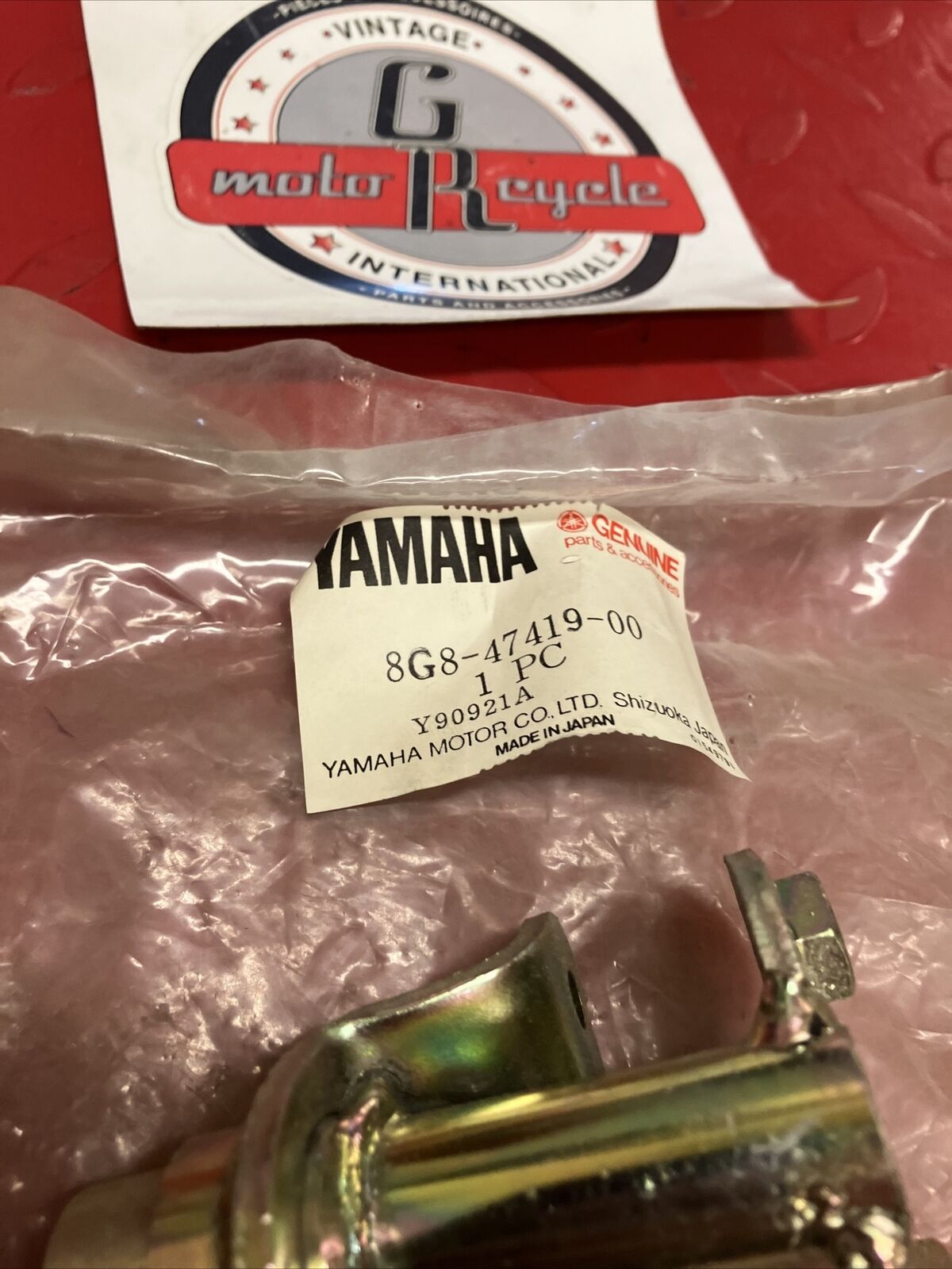 NOS YAMAHA ET340 BRACKET 7 8G8-47419-00-00 Y59